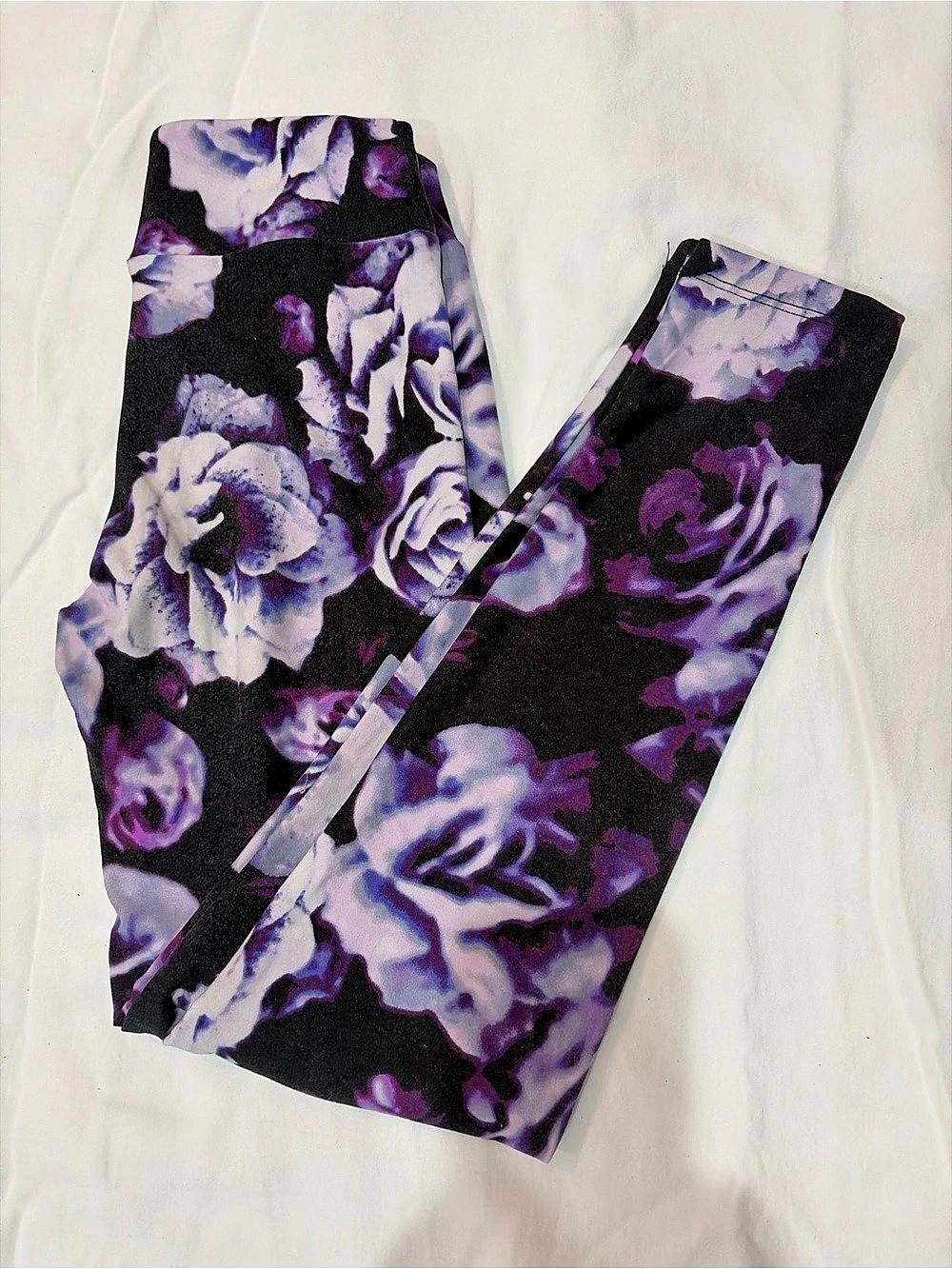 LuLaRoe tween Floral Leggings in Purple & Black